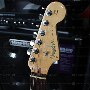 2ND Fender American Standard Stratocaster Electric Guitar, Black